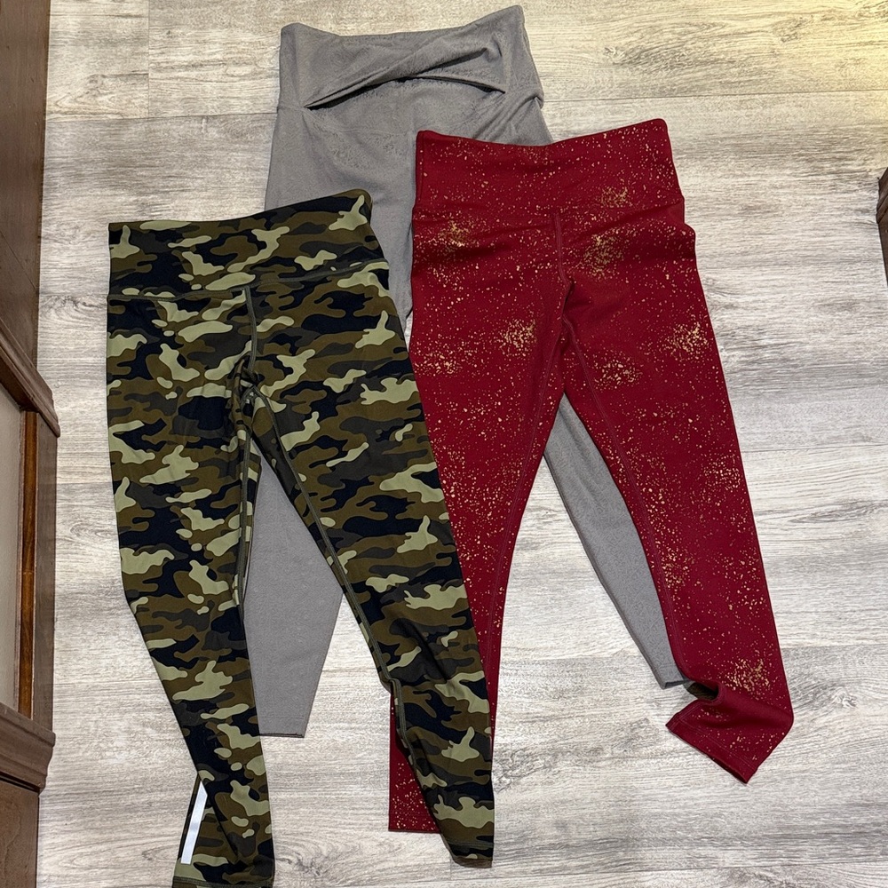 ZYIA Women's Leggings Set - Gray, Camouflage, Red with Gold